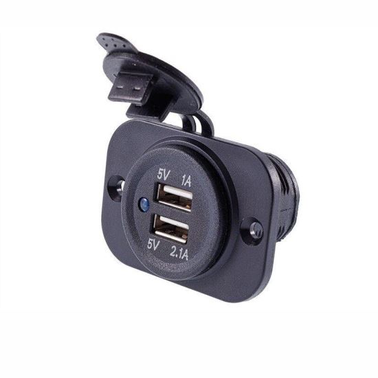 Priza cu 2 USB, incastrabila, cu LED albastru, 12-24V, 3.1A, cu panou montare, 63210 Carmotion